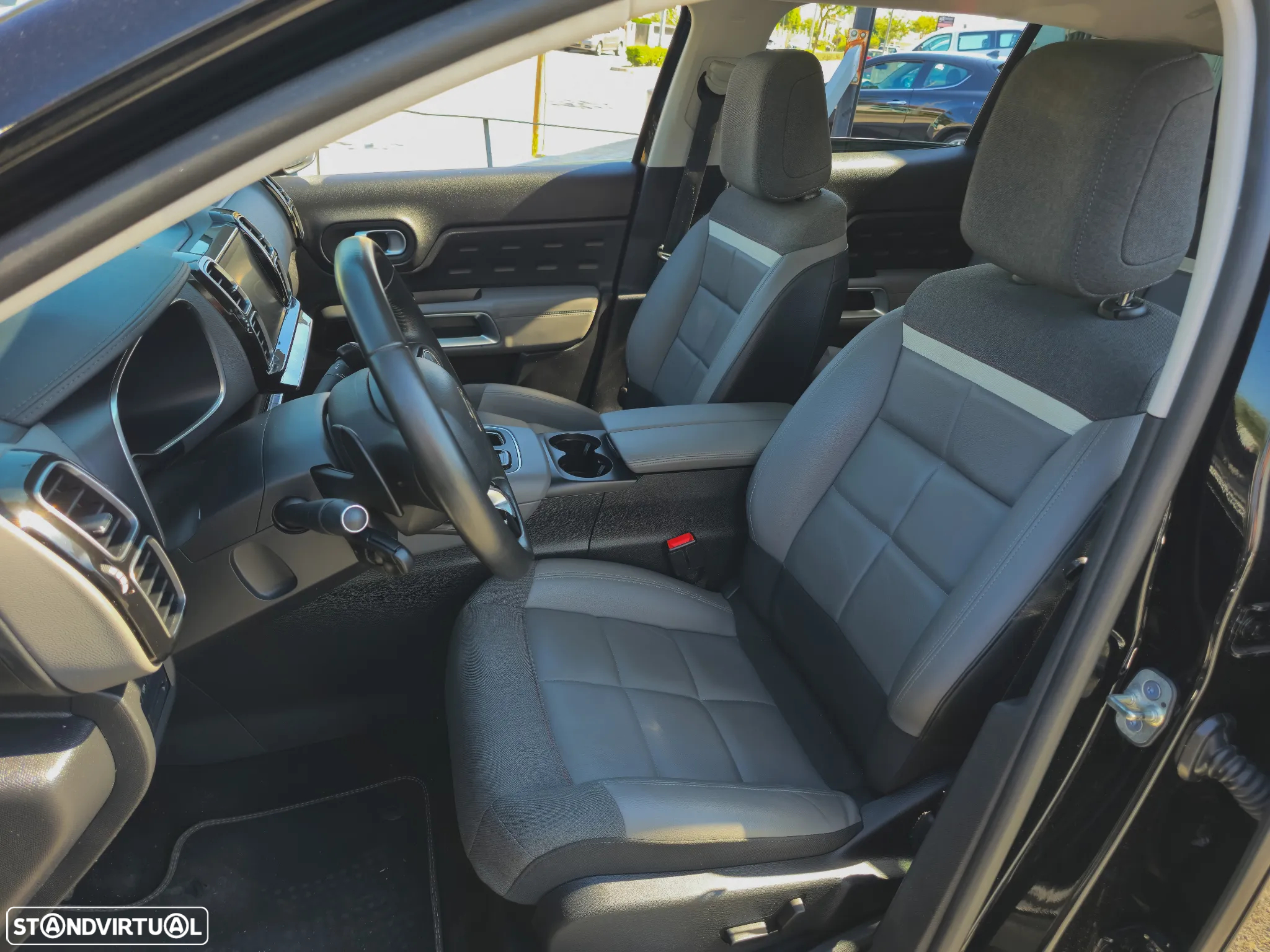Citroën C5 Aircross Hybrid 225 e-EAT8 C-SERIES - 20