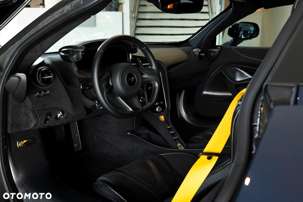 McLaren 750S - 5