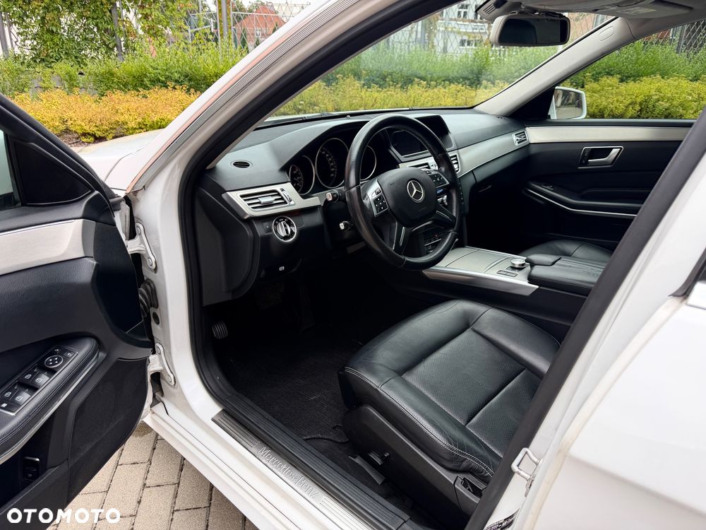 Mercedes-Benz Klasa E 220 BlueTEC 9G-TRONIC Avantgarde - 22