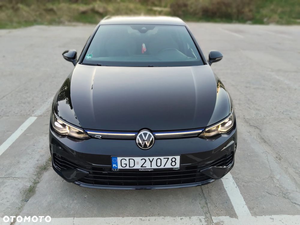 Volkswagen Golf - 10