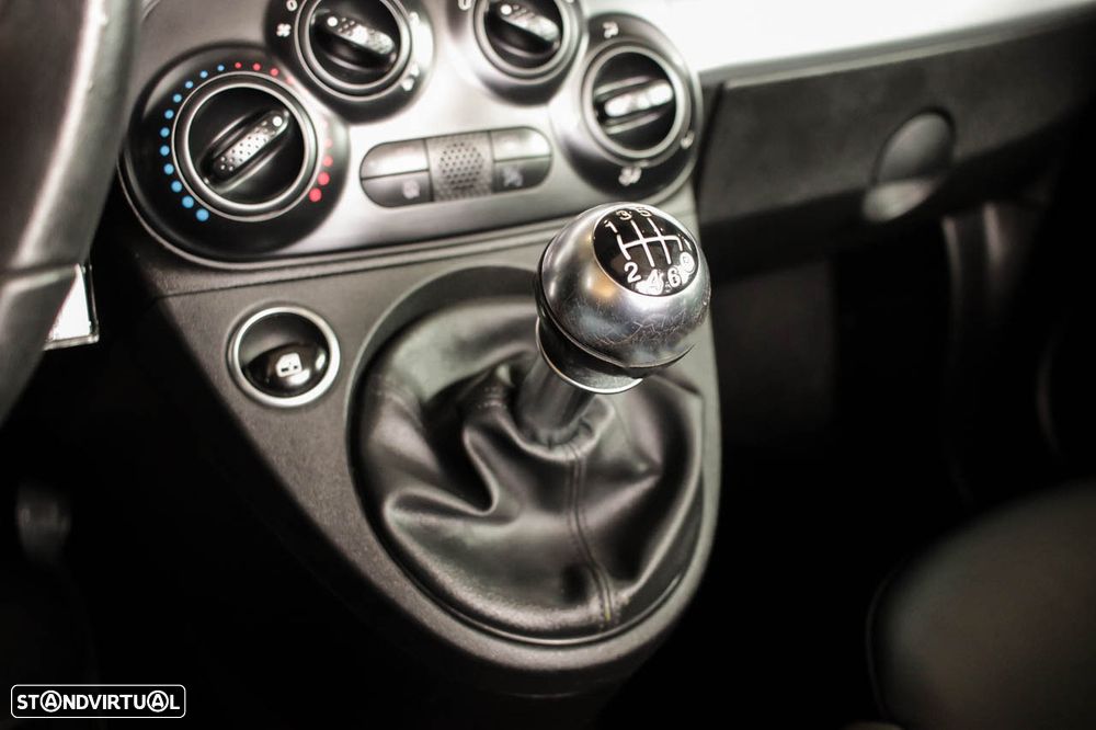 Fiat 500C 1.0 Hybrid Connect - 16