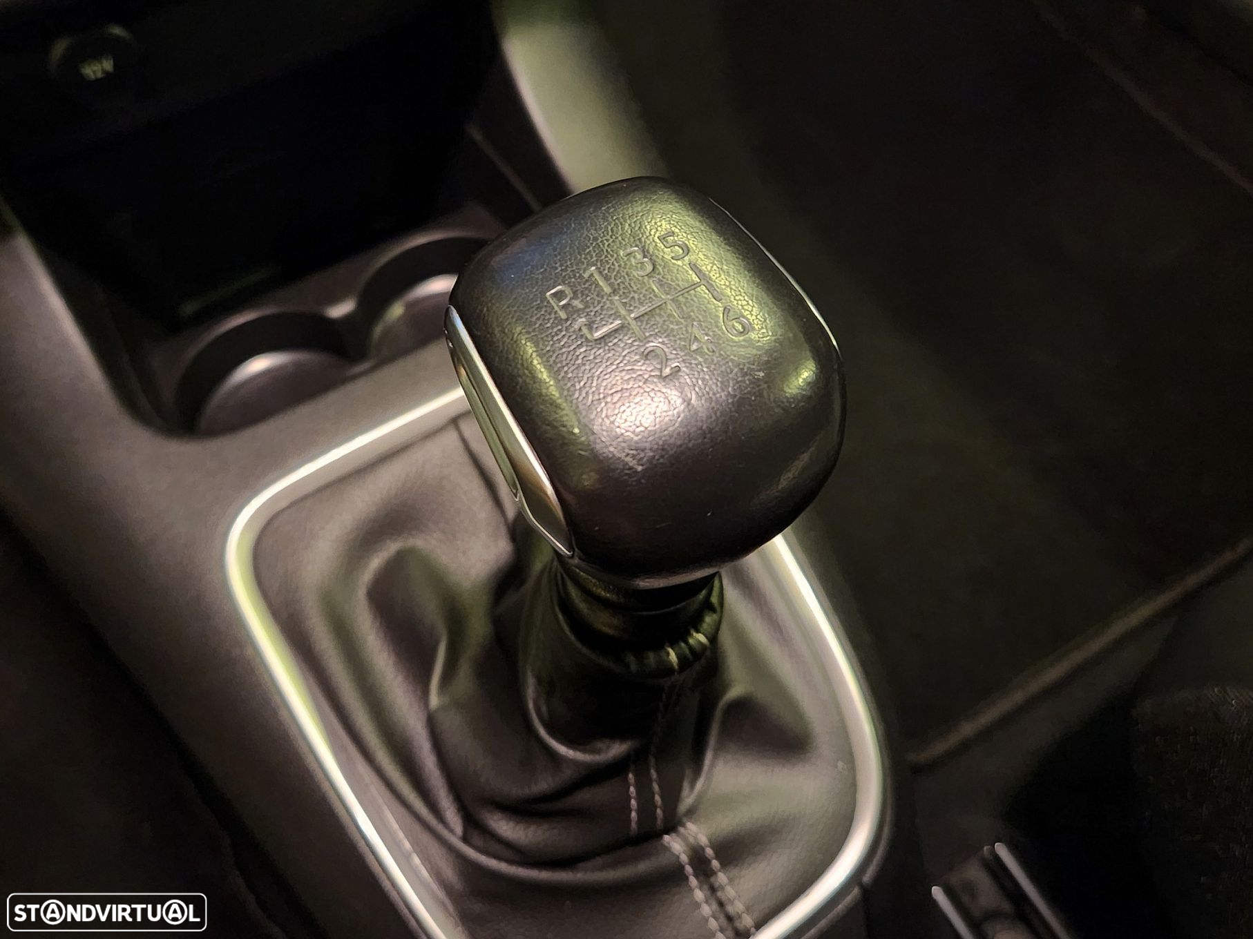 Citroën C3 1.2 PureTech Shine - 13