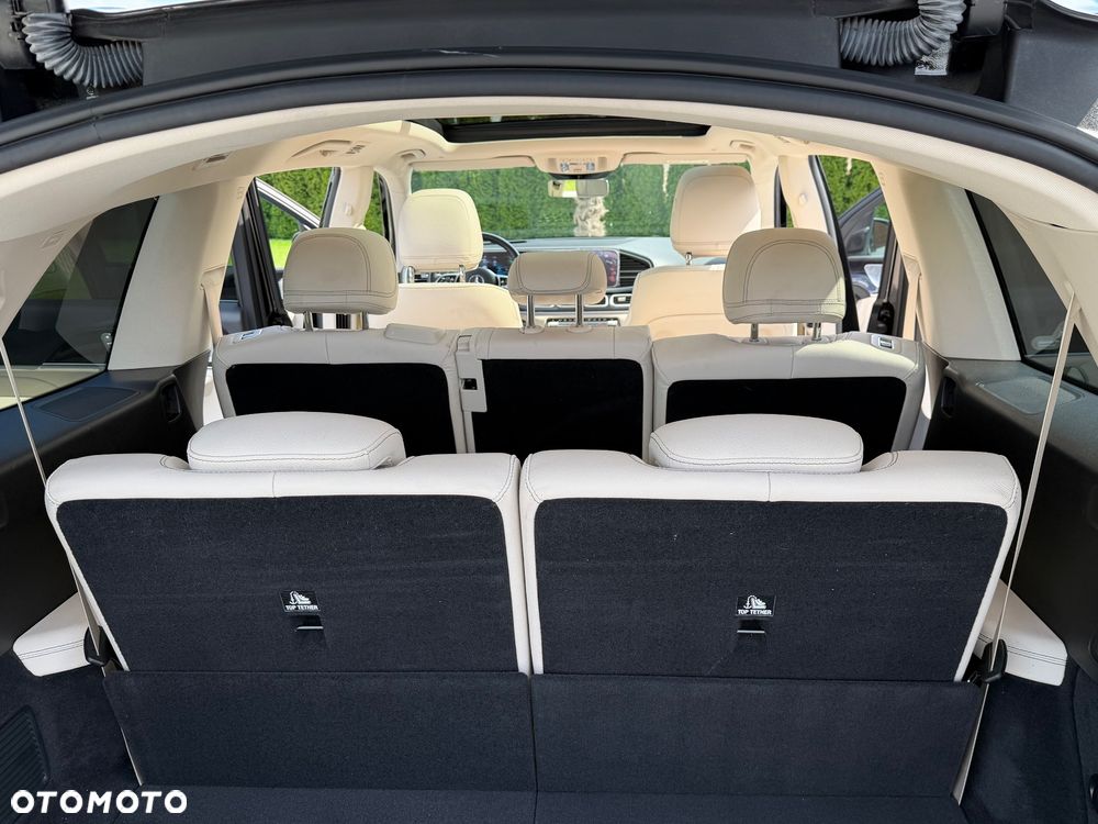 Mercedes-Benz GLS - 15