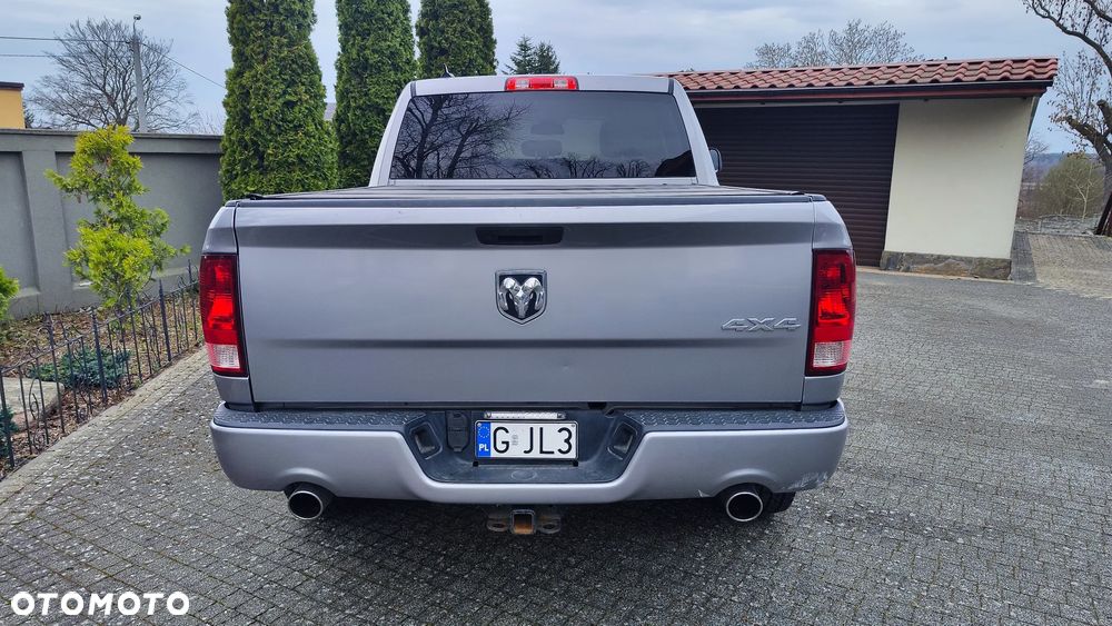 Dodge RAM 5.7 4x4 - 8