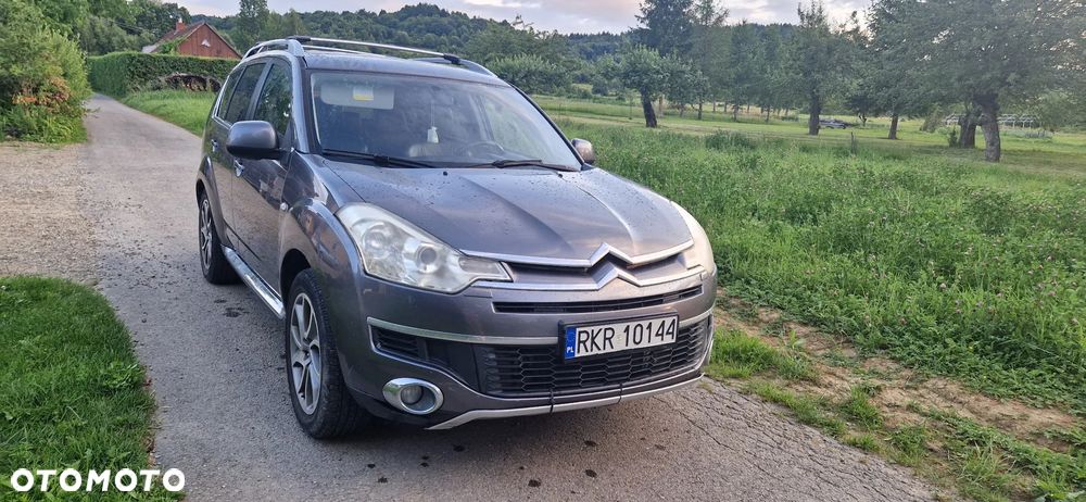 Citroën C-Crosser - 9