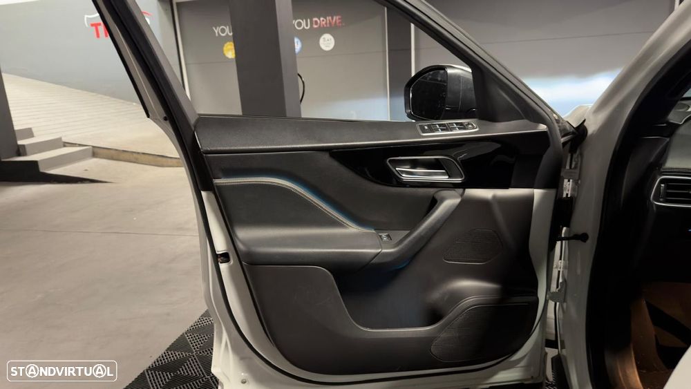 Jaguar F-Pace 2.0 i4D R-Sport AWD Aut. - 8