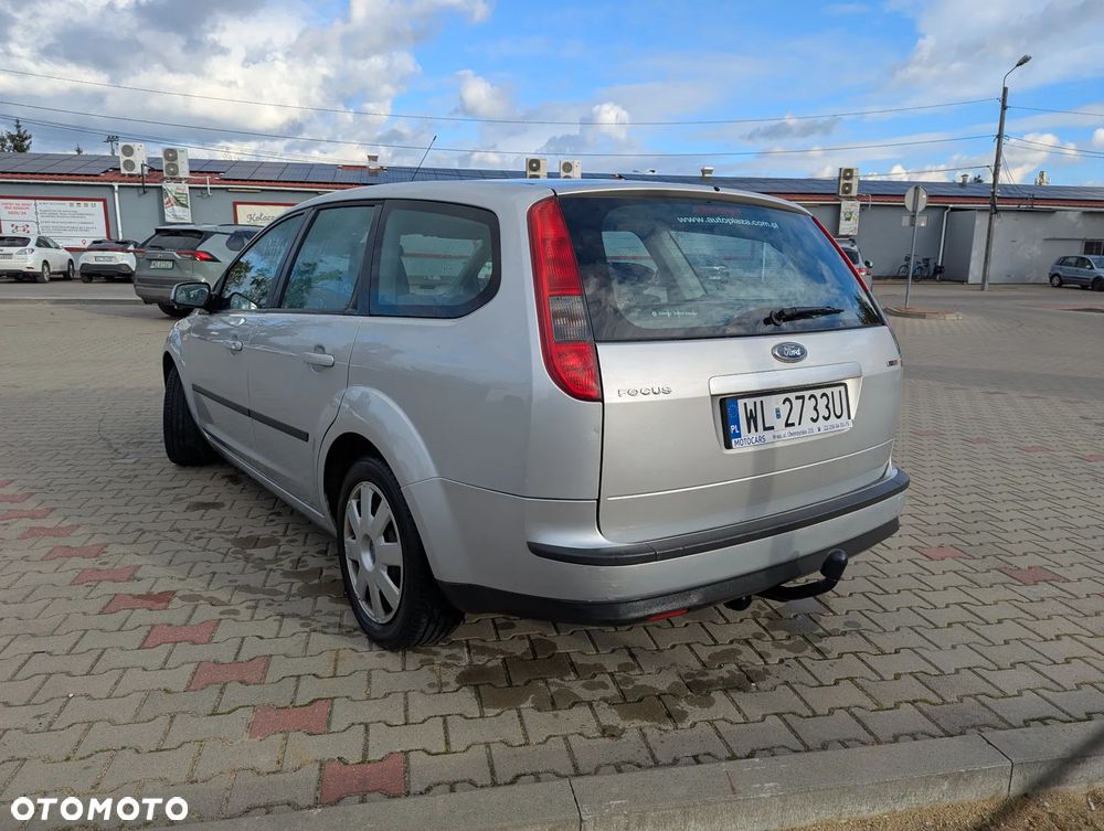 Ford Focus 1.8 TDCi Ambiente - 4