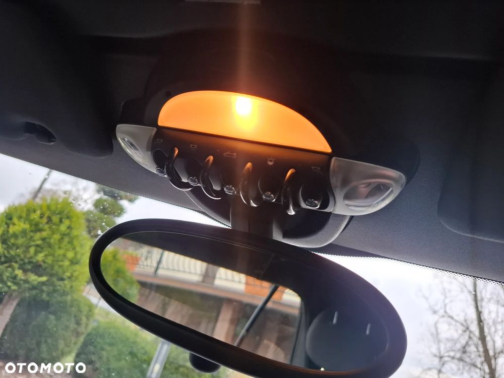 MINI ONE Standard - 16