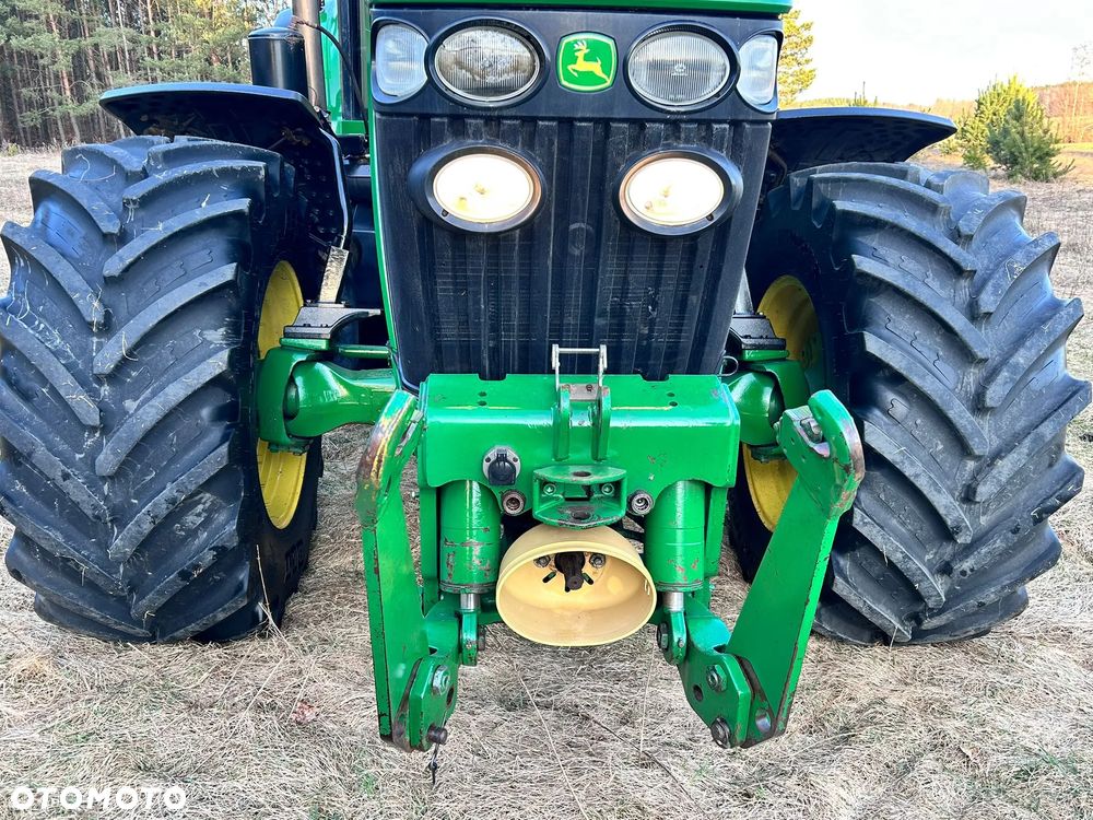 John Deere - 8