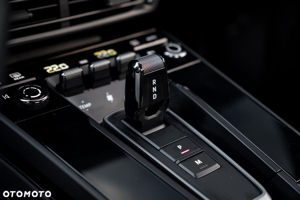 Porsche 911 Carrera T PDK - 17