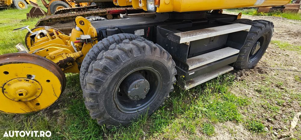 Komatsu PW 170 ES Excavator pe roți , cale ferata - 7