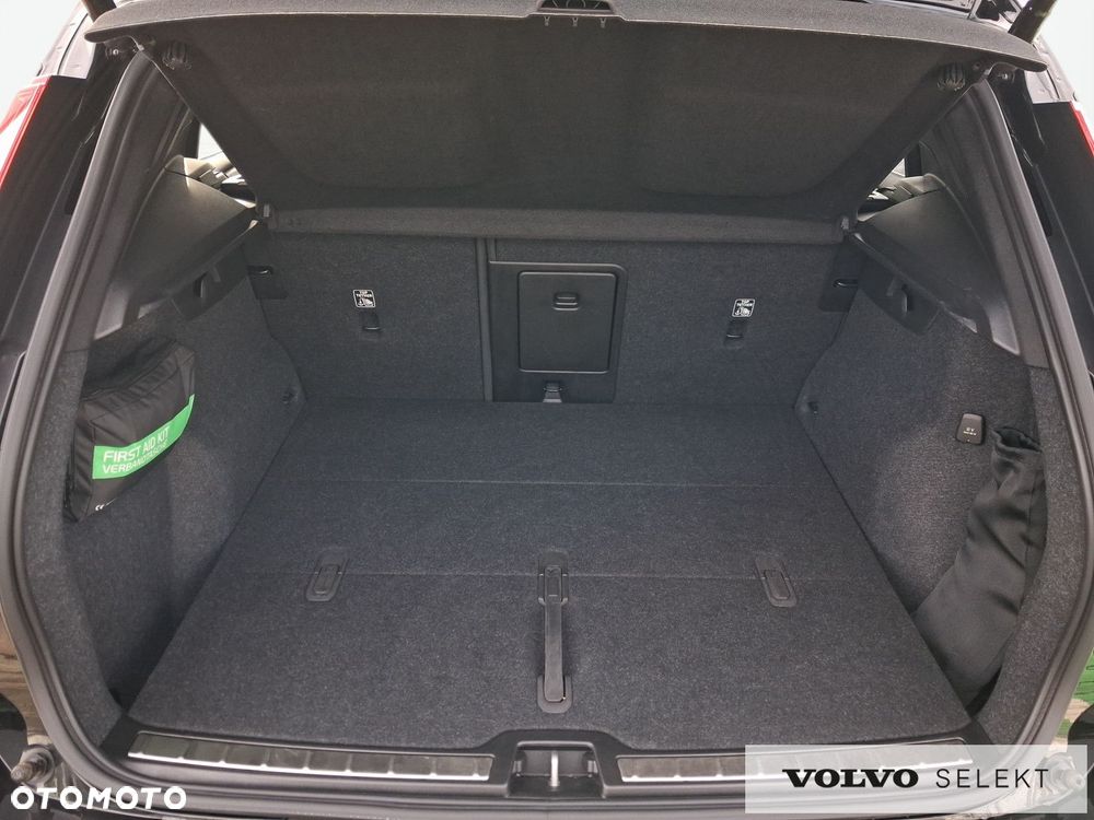 Volvo XC 40 - 29