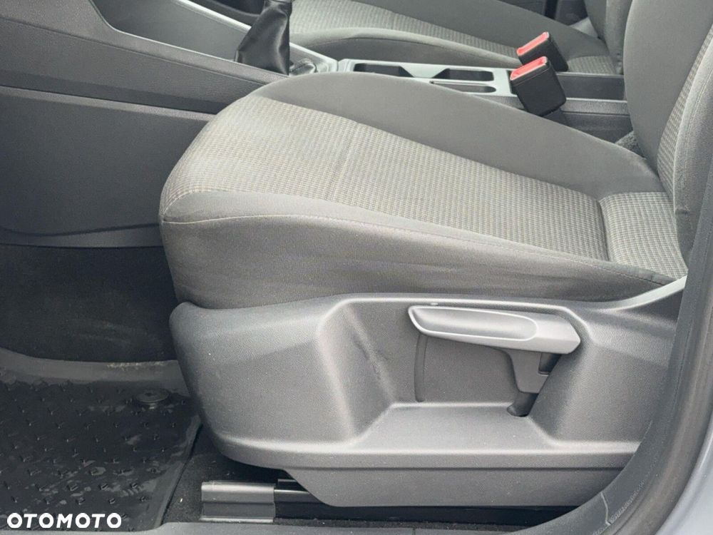 Volkswagen Caddy Cargo Maxi 2.0 TDI 122KM - 27