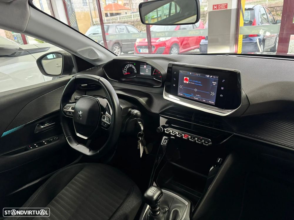 Peugeot 208 PureTech 100 Style - 24