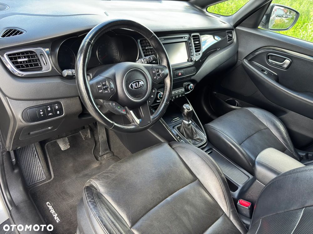 Kia Carens 1.7 CRDi Spirit - 20