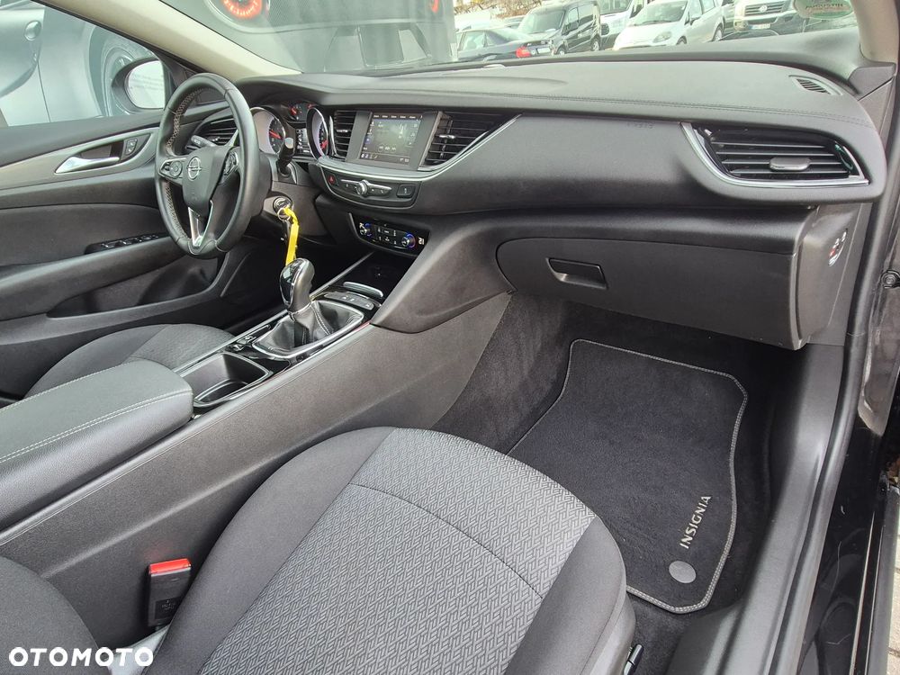 Opel Insignia 1.6 CDTI Enjoy S&S Eco - 32