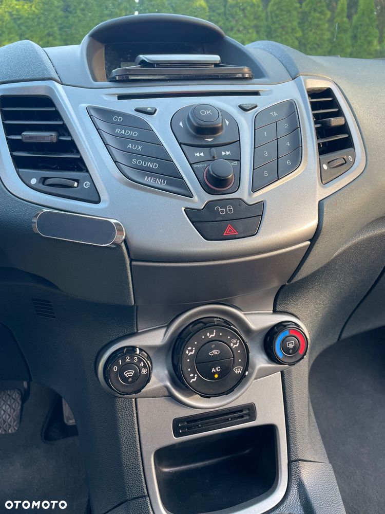 Ford Fiesta 1.25 Trend - 16