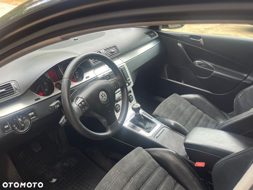 Volkswagen Passat 2.0 TDI Highline - 7