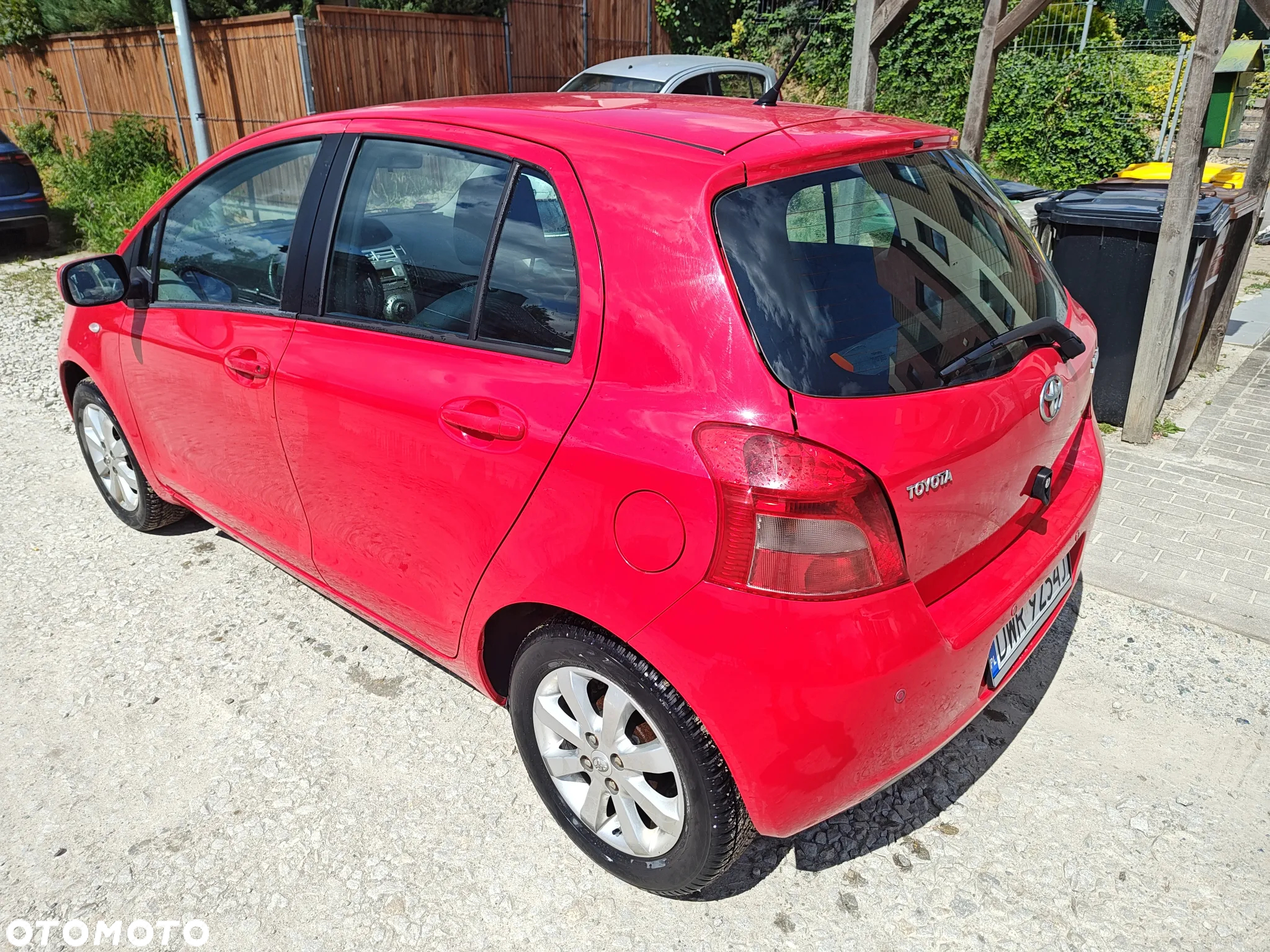 Toyota Yaris - 4