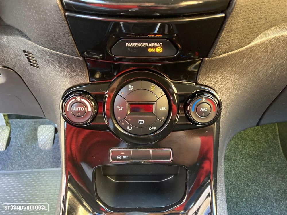 Ford Fiesta 1.0 S&S Titanium - 22