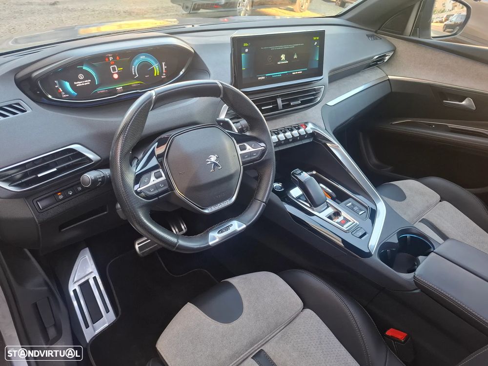 Peugeot 3008 1.6 Hybrid4 GT Pack e-EAT8 - 32