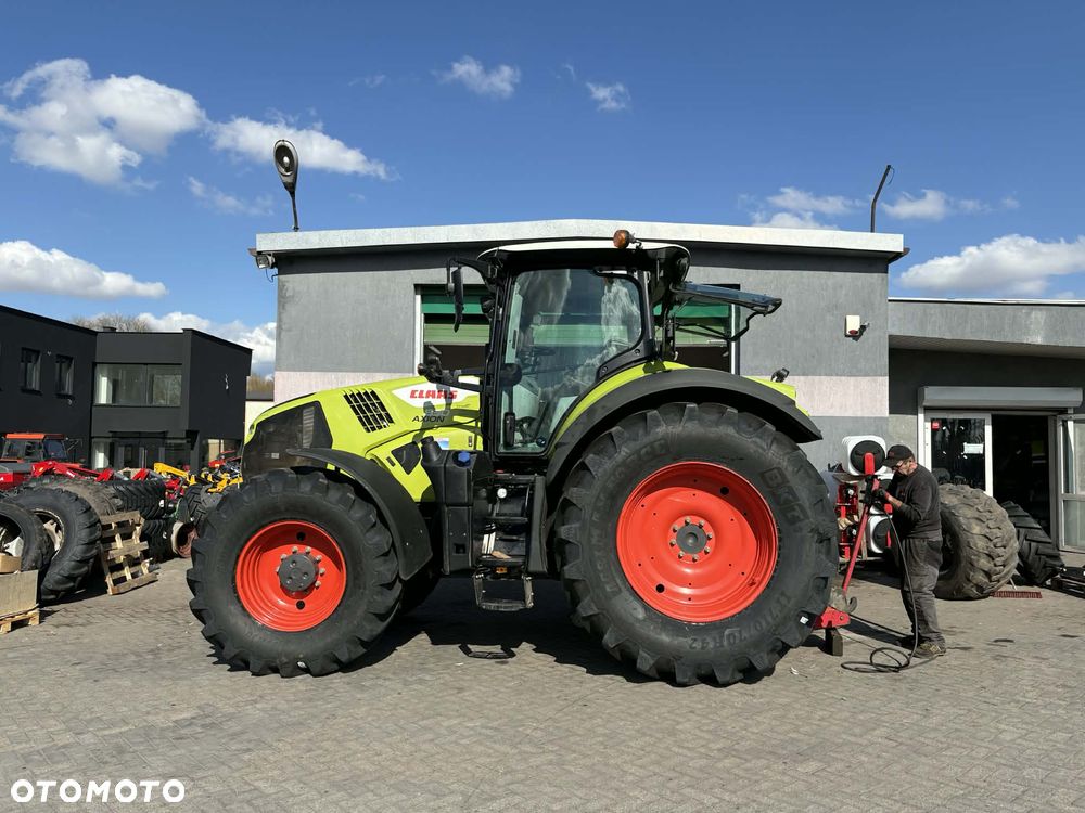 Claas AXION 830 - 8