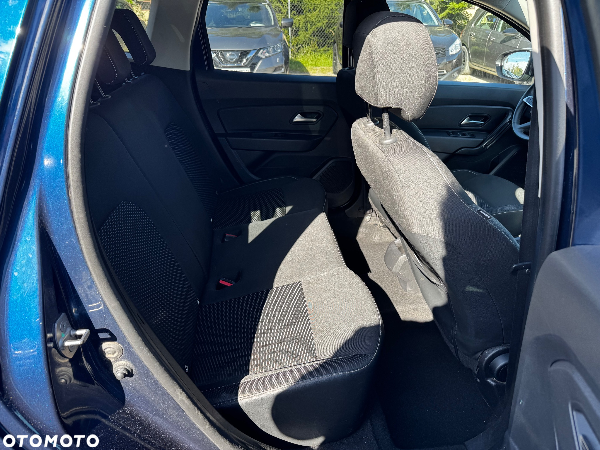 Dacia Duster 1.6 SCe Comfort - 32