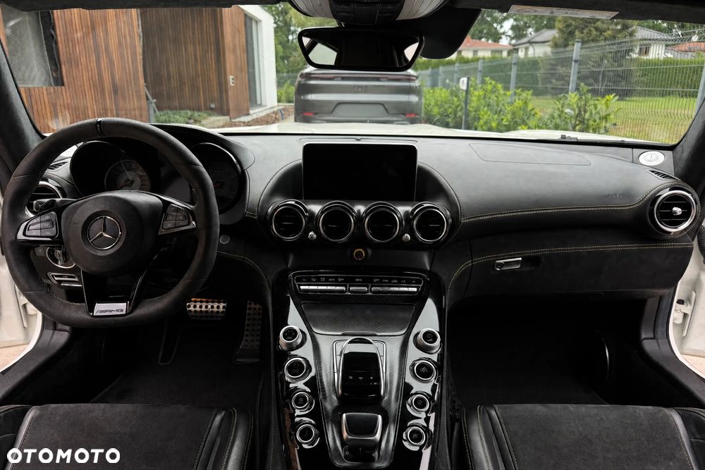 Mercedes-Benz AMG GT - 9
