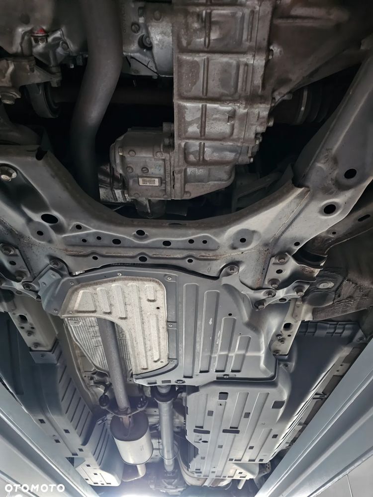 Honda CR-V 2.0i-VTEC 4WD Elegance - 21