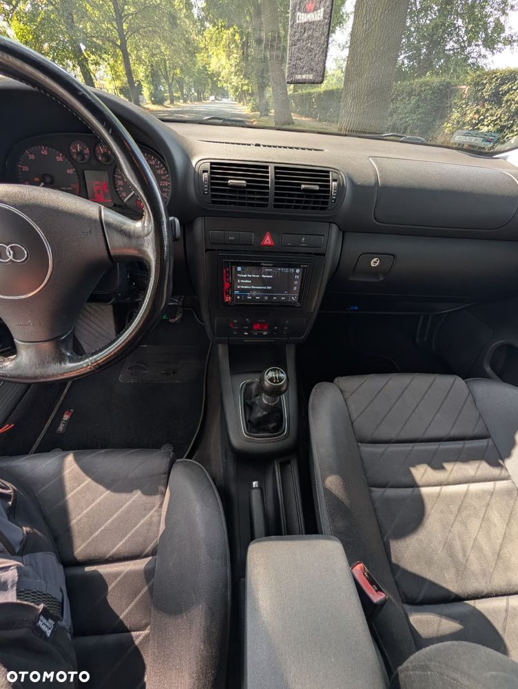 Audi A3 Sportback 1.8T Ambition - 8