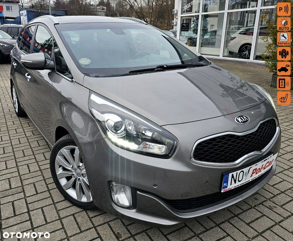 Kia Carens - 1