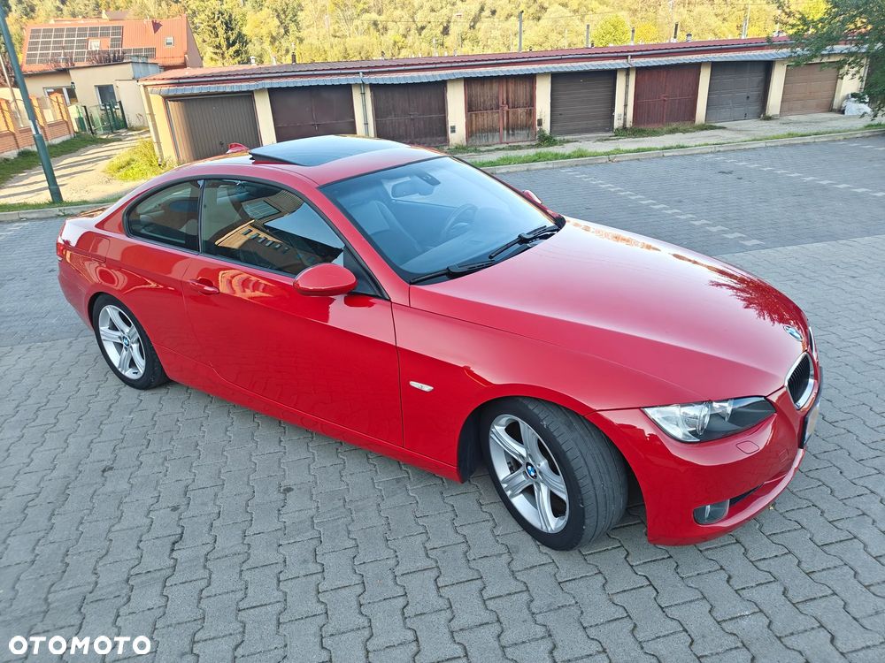 BMW Seria 3 320i - 17
