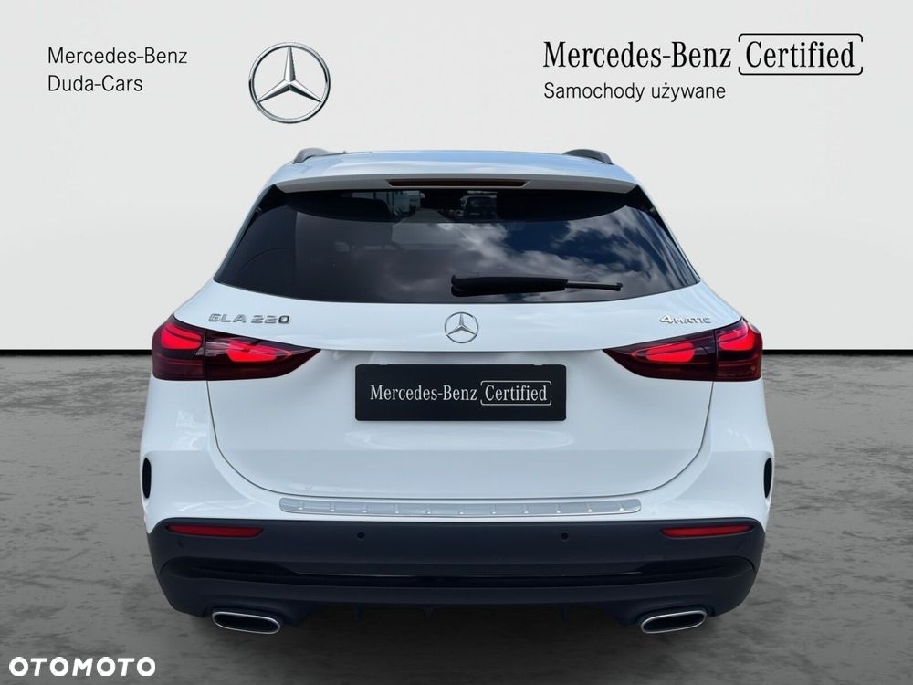 Mercedes-Benz GLA - 7