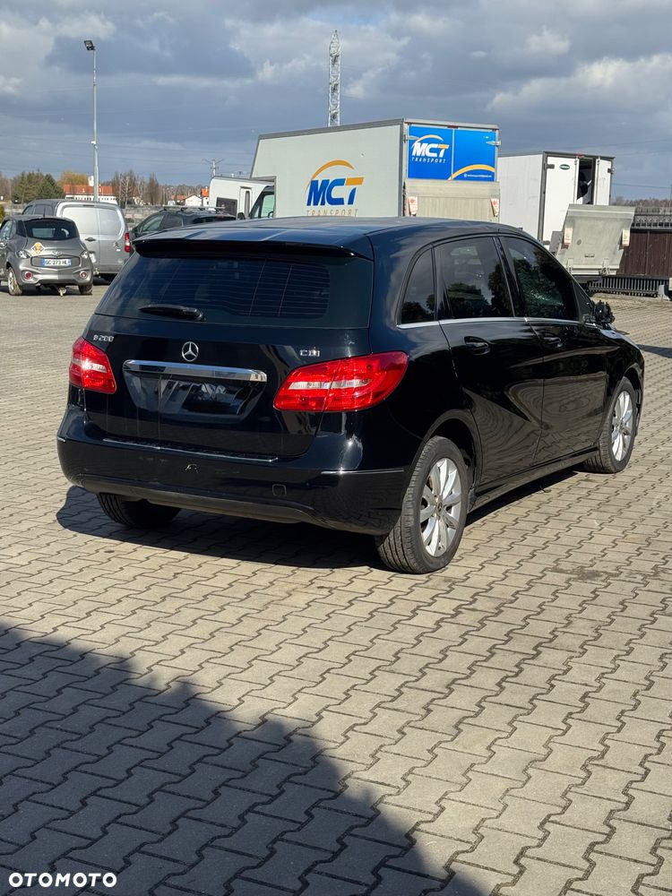 Mercedes-Benz Klasa B 200 CDI - 10