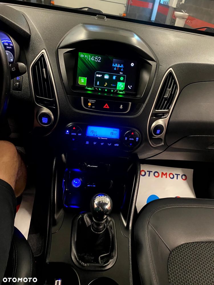 Hyundai ix35 blue 1.6 2WD Finale Gold - 18