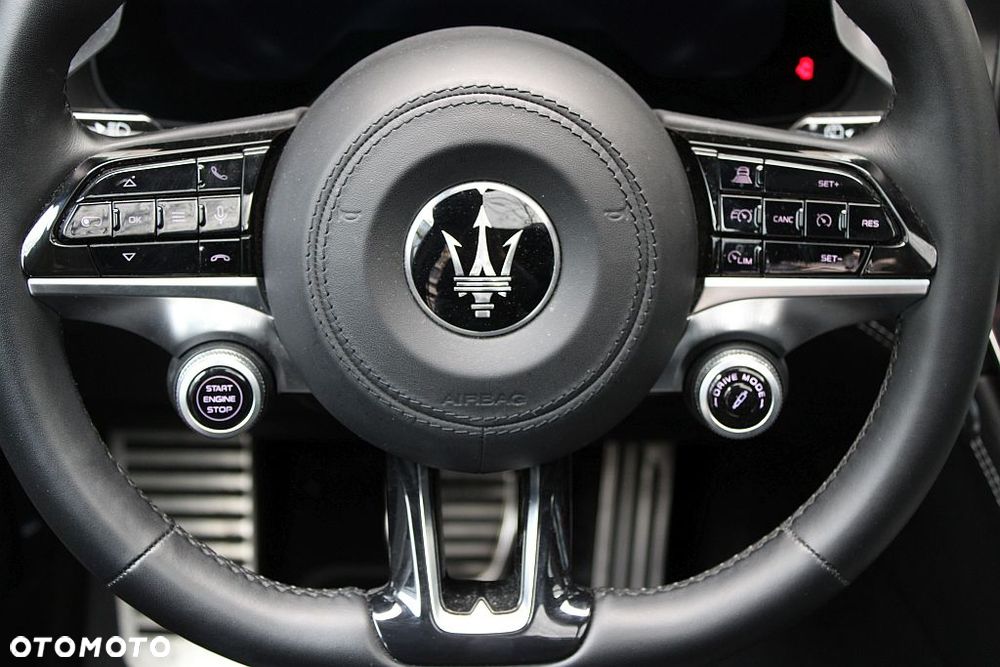 Maserati Grecale mHEV Modena - 16