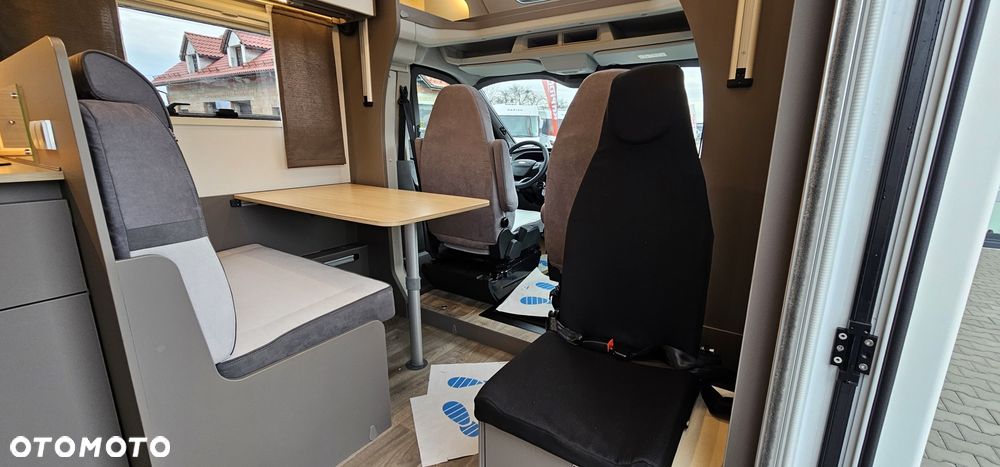 LMC Tourer Lift H634 - 4 osobowy / Ford Transit - 12