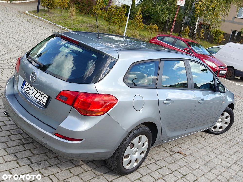 Opel Astra 1.4 Turbo Design Edition - 17