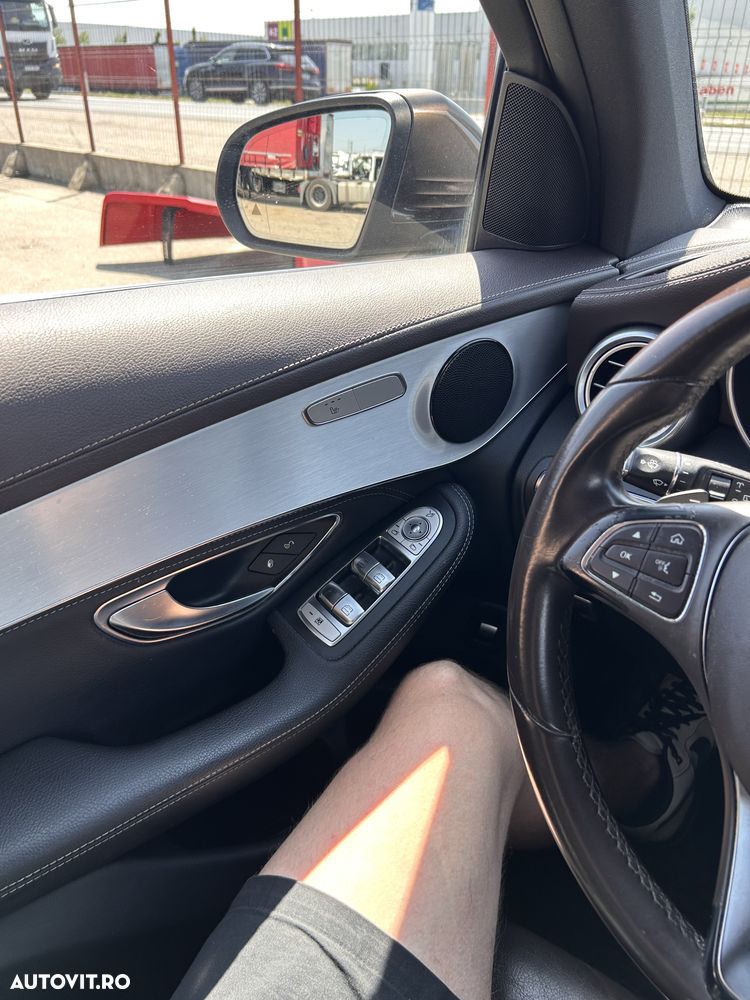 Mercedes-Benz GLC 250 d 4MATIC - 11