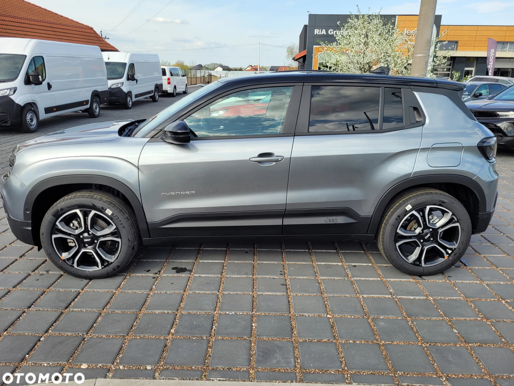Jeep Avenger 1.2 T3 mHEV Summit Winter Edition FWD eDCT6 - 2