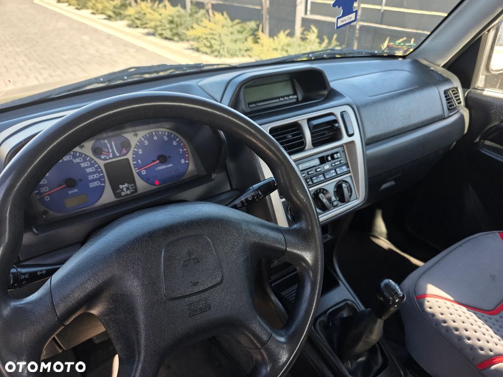 Mitsubishi Pajero Pinin 1.8 - 25