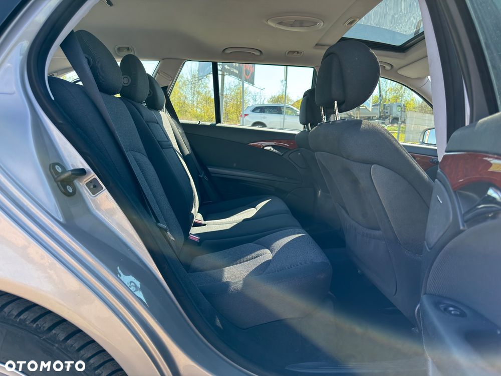 Mercedes-Benz Klasa E 220 CDI Automatik Classic BusinessEDITION - 24