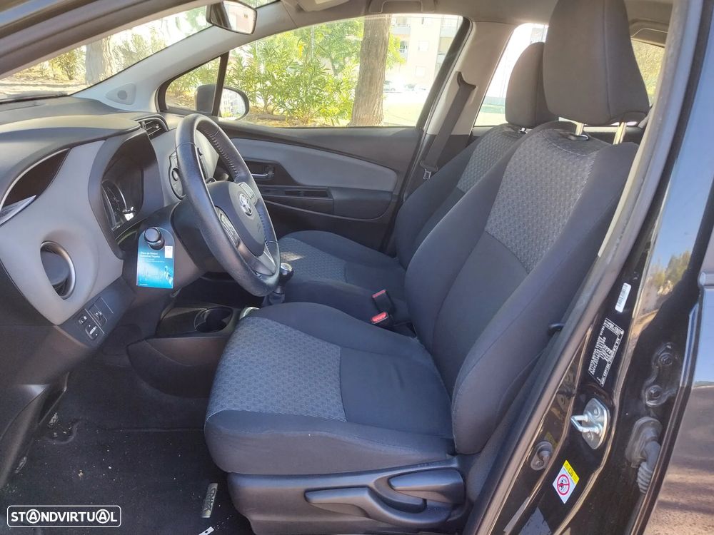 Toyota Yaris 1.0 VVT-i Comfort +PS Style +P.Techno - 5