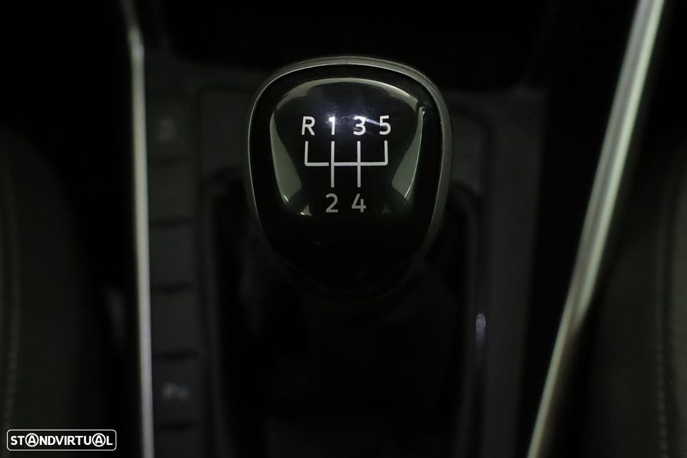 VW Taigo 1.0 TSI Urban - 13