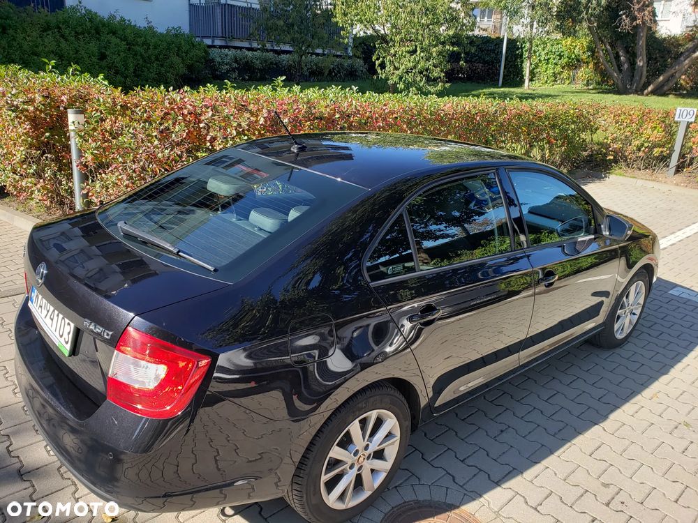 Skoda RAPID - 18