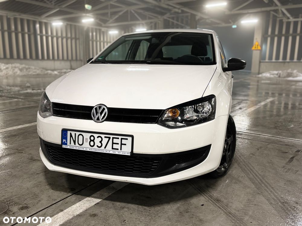 Volkswagen Polo - 2
