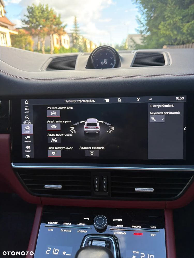 Porsche Cayenne - 20