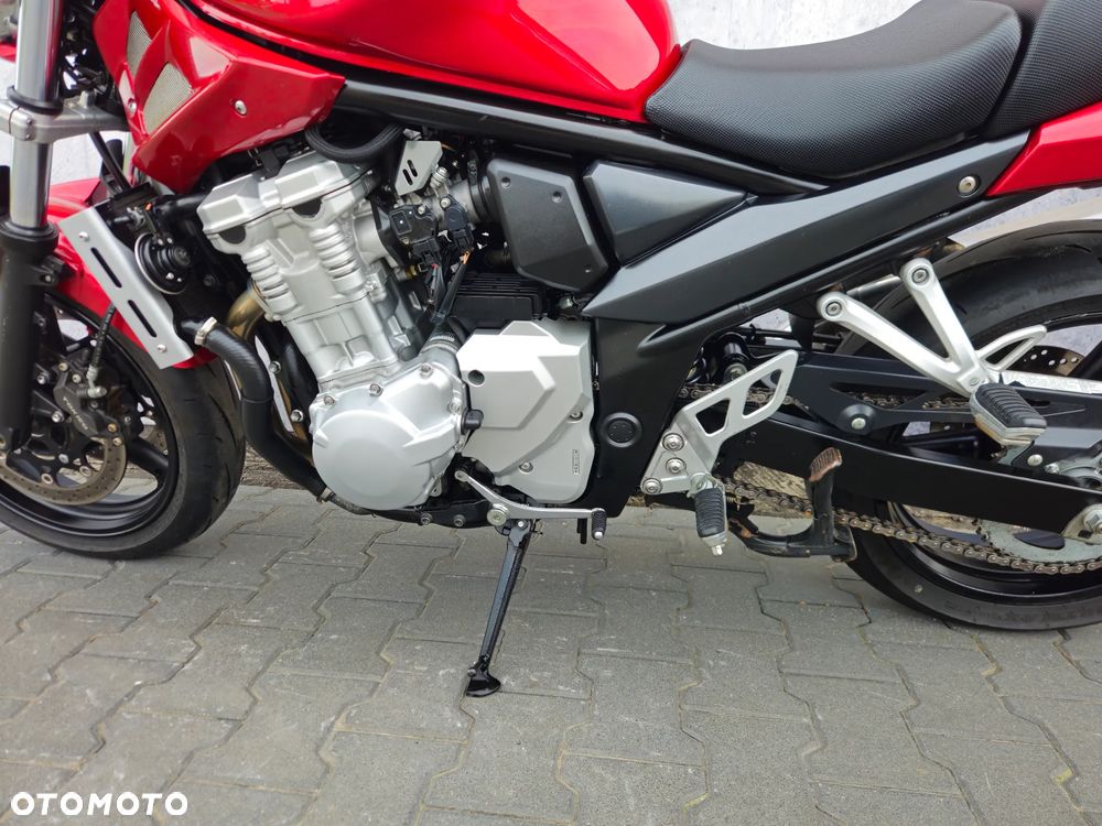 Suzuki Bandit - 12