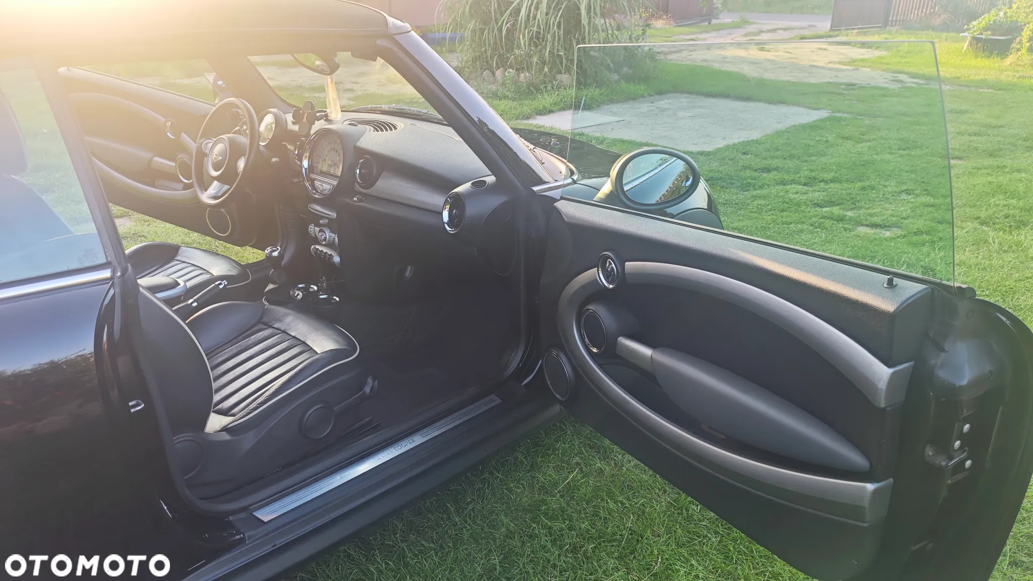 MINI Cooper Standard - 26