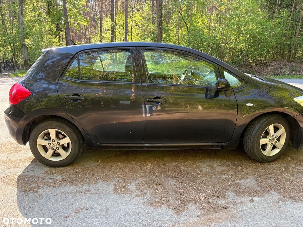 Toyota Auris - 5